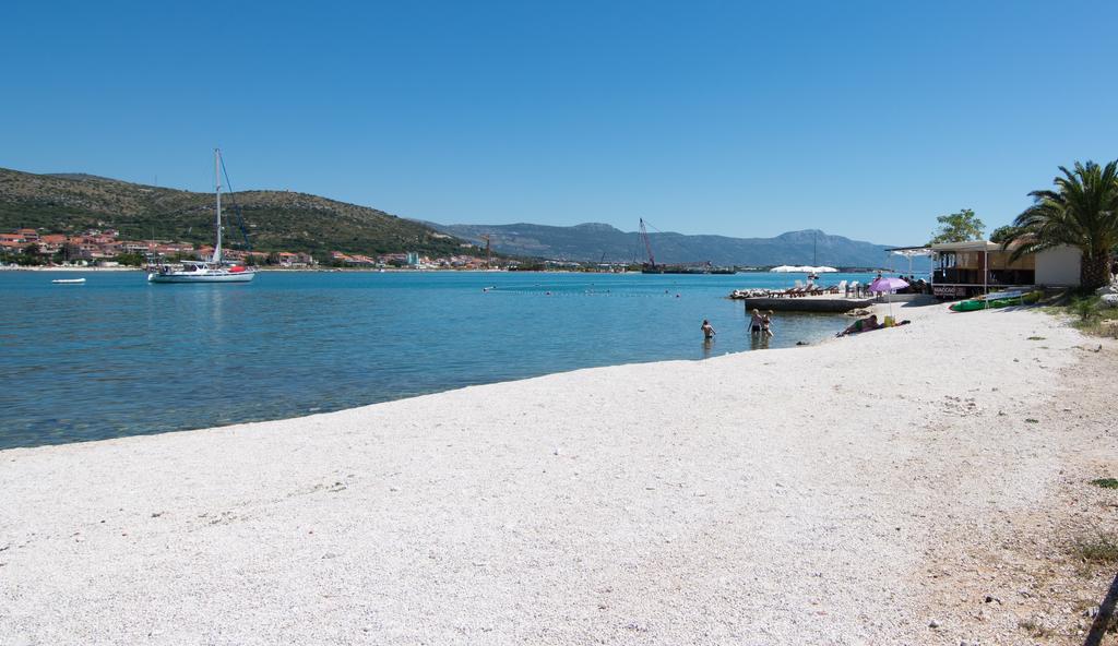 Apartments Coce Trogir Exterior photo