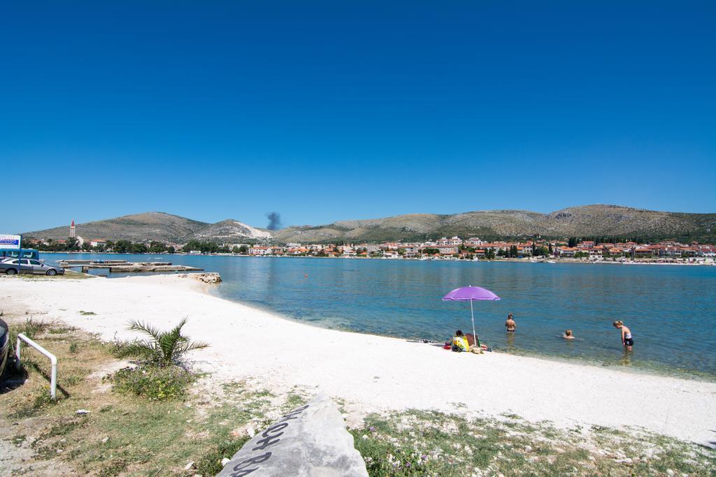 Apartments Coce Trogir Exterior photo